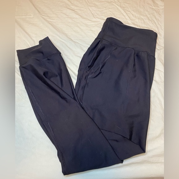 Old navy elevate leggings - Picture 1 of 3